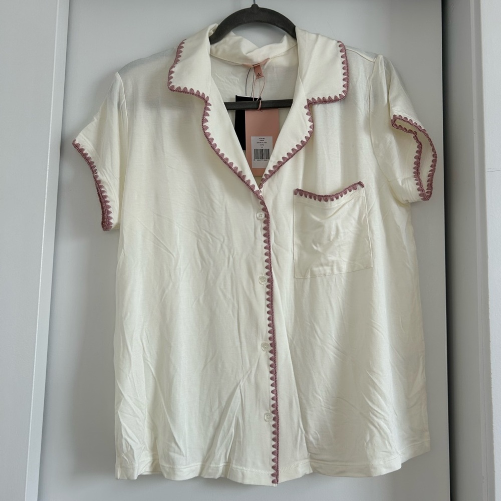 Eberjey pajama top with scalloped trim NWT